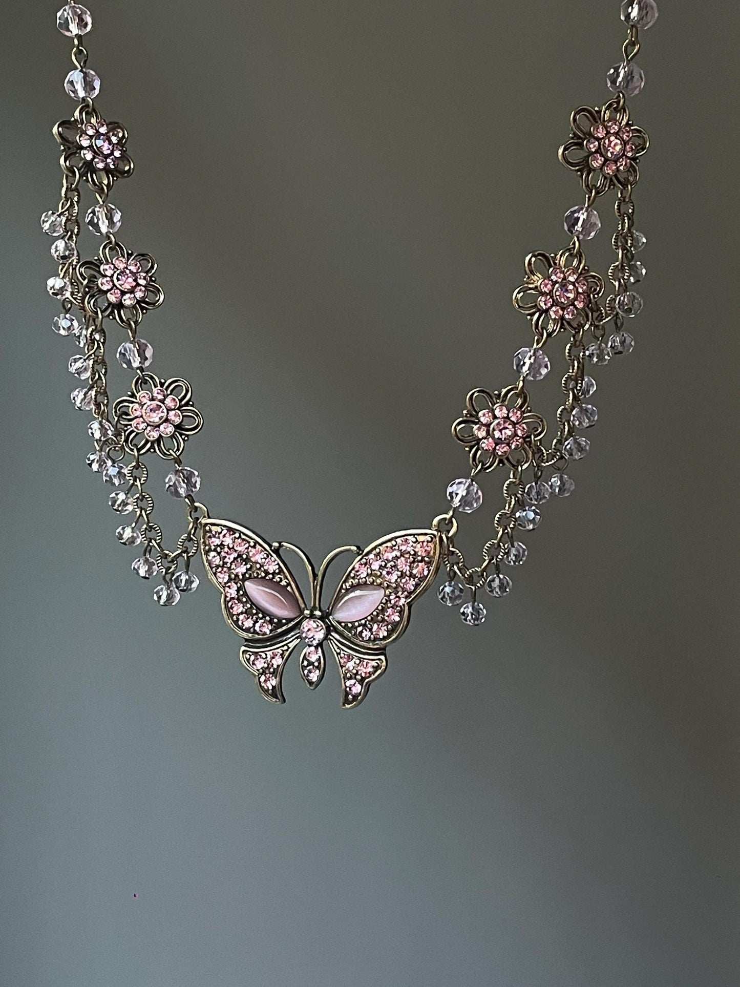 Ancient exquisite butterfly necklace