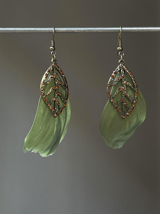 Green leaf earrings